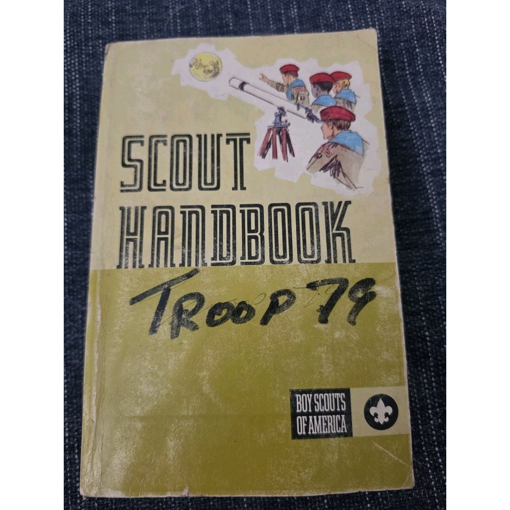 Boy Scout - 1972 Handbook For Boys - 8th Edition - 1st Printing Scouting BSA